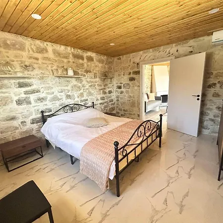 Ferienhaus Sotiris Palace Amargeti