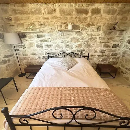 Sotiris Palace Ferienhaus *